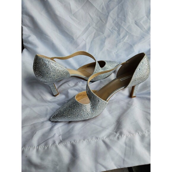 Alex Marie Brixley Rhinestone Asymmetrical Strap Dress Pumps, Size 9 Silver NWOT - Picture 4 of 7